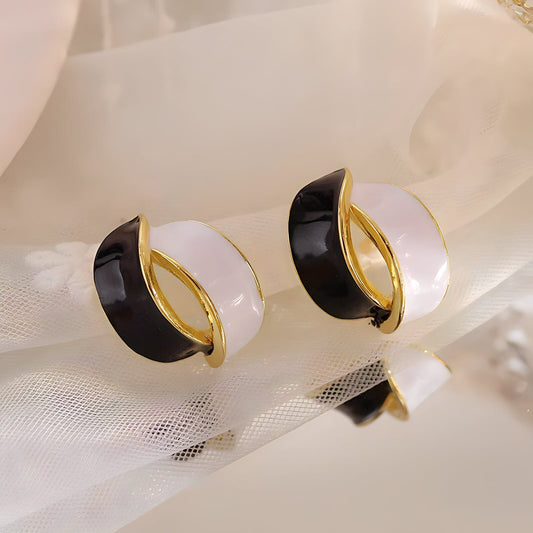 The Ingrid Stud Earrings