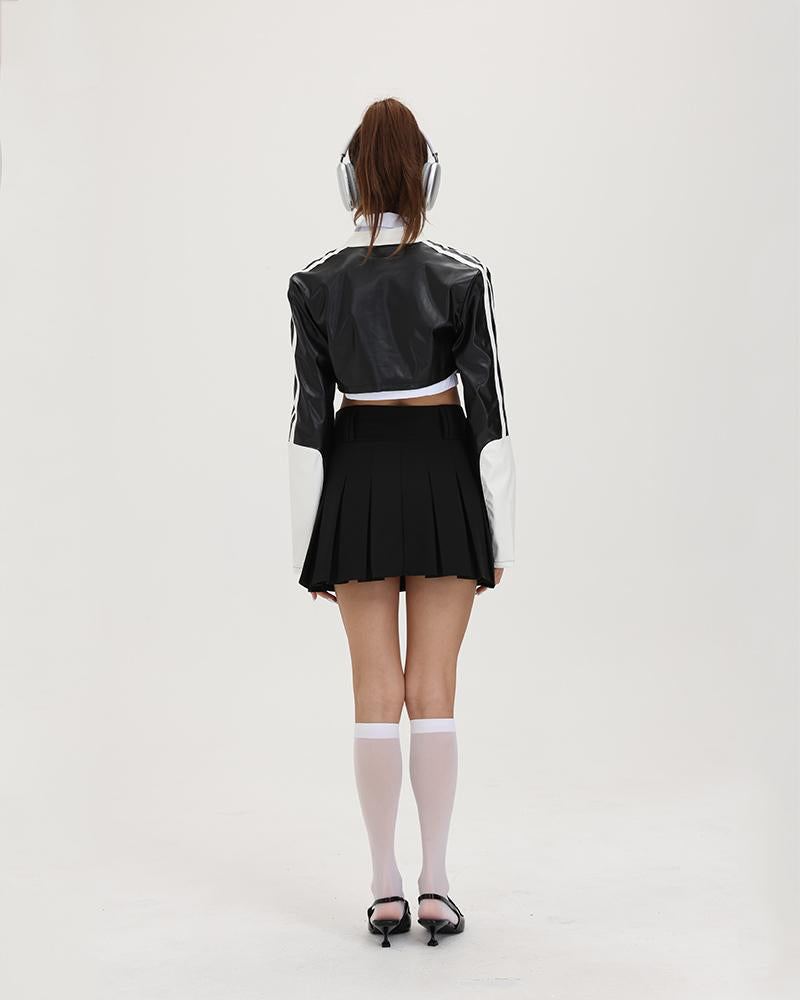 Naive Pleated Mini Skirt