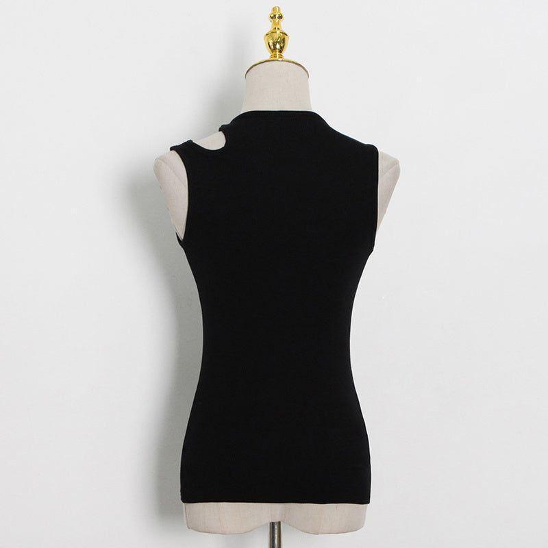 Forbidden Asymmetric Cut Out Top