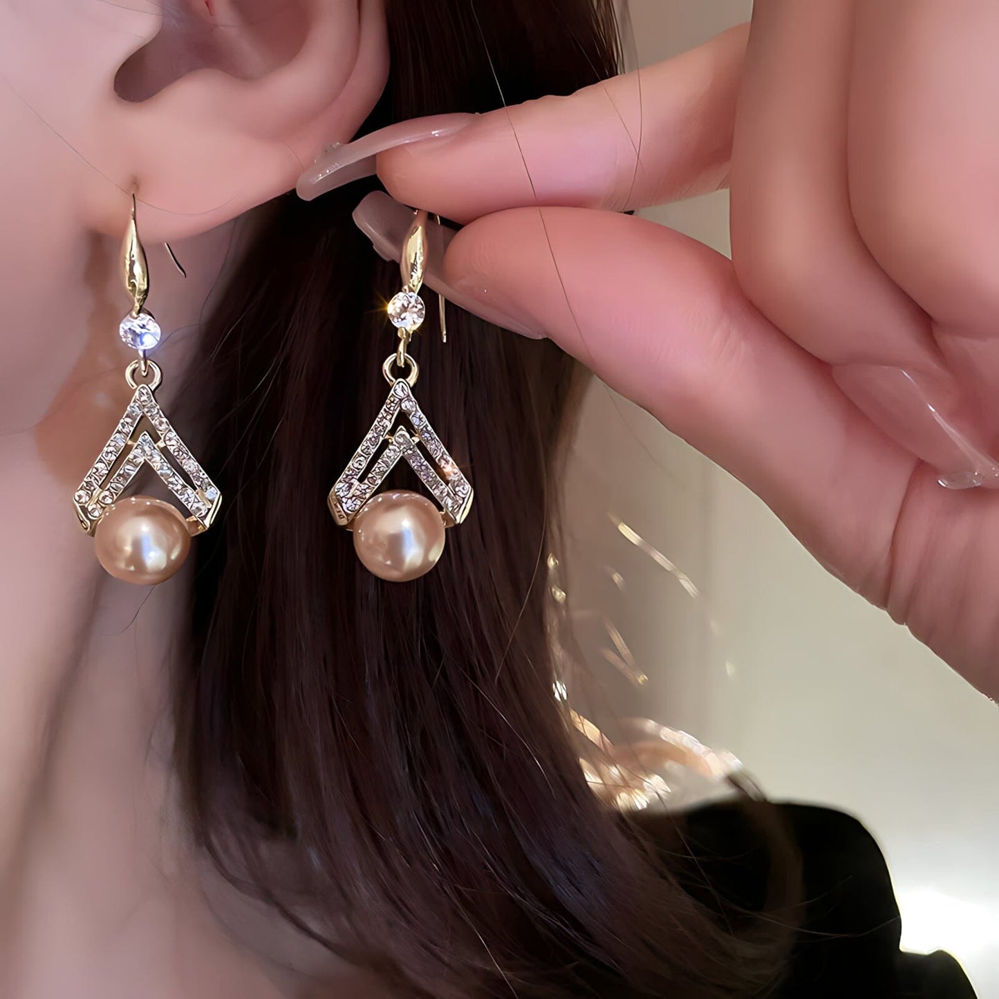 The Aeliana Drop Earrings