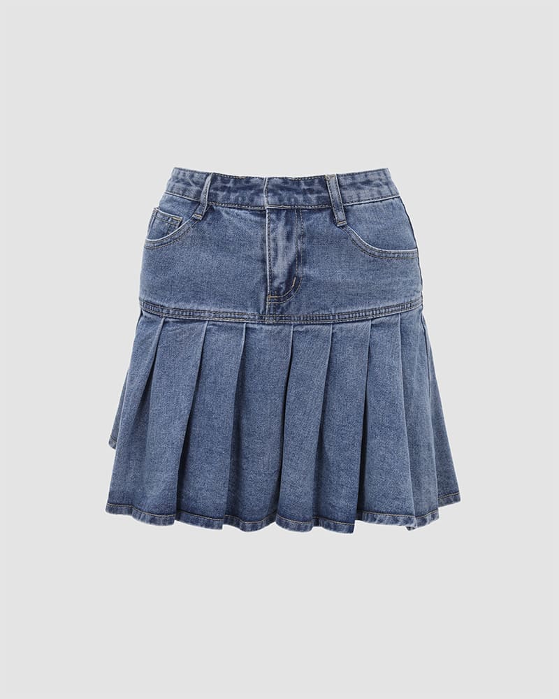 Bratty Pleated Skirt