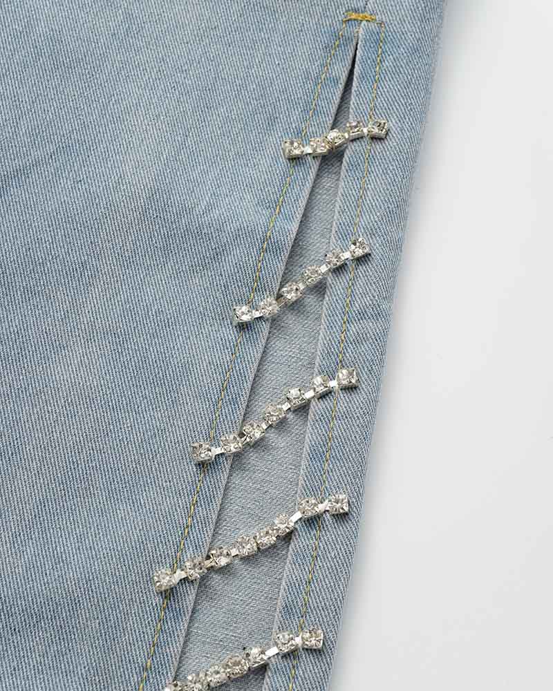 Metal Chain Slit Denim Jeans