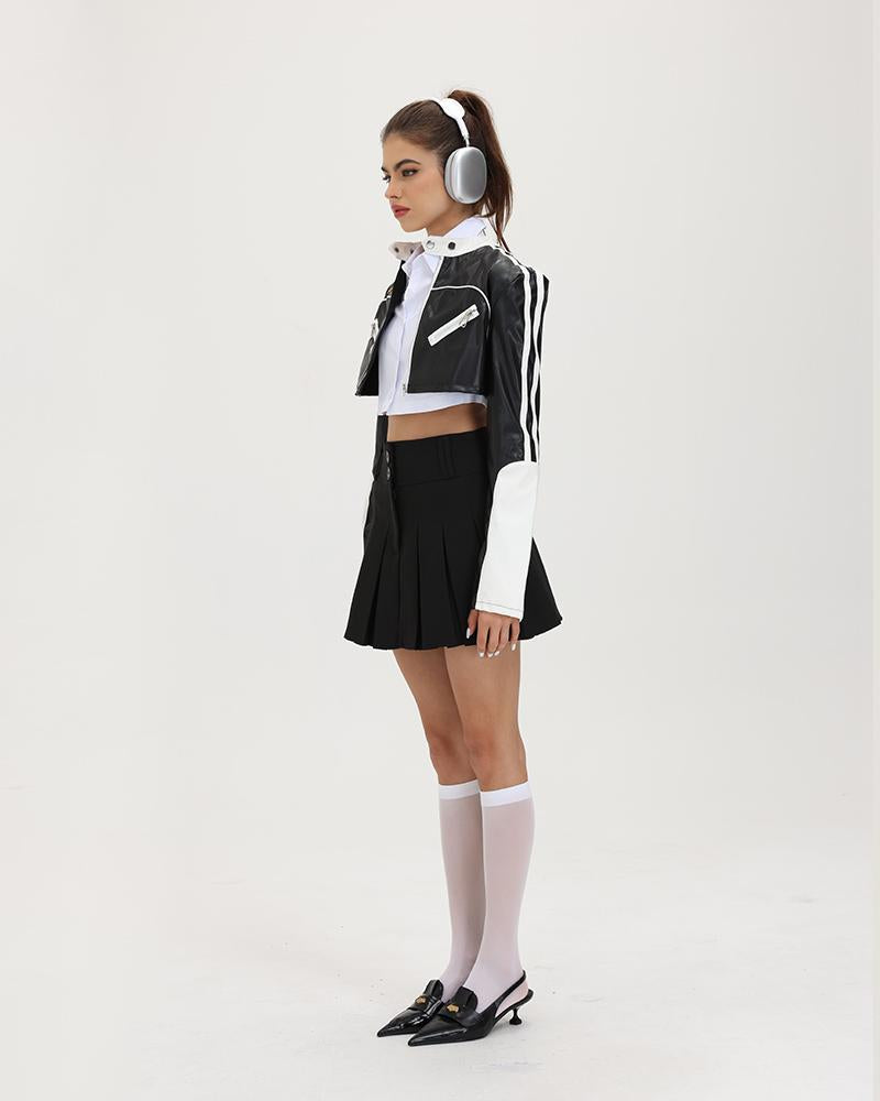 Naive Pleated Mini Skirt