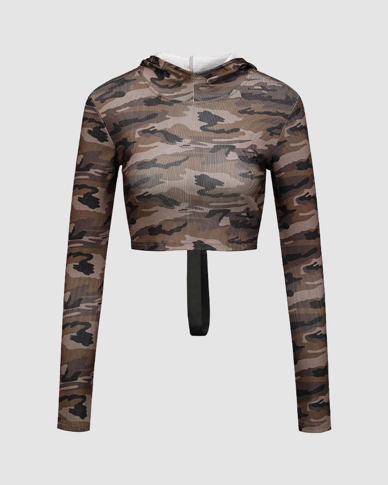 Wilderness Beck Camo Cropped Hoodie