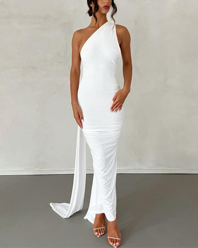 Meriya Swan Backless Maxi Dress