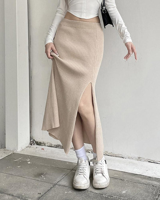 Side Slit Knitted Skirt